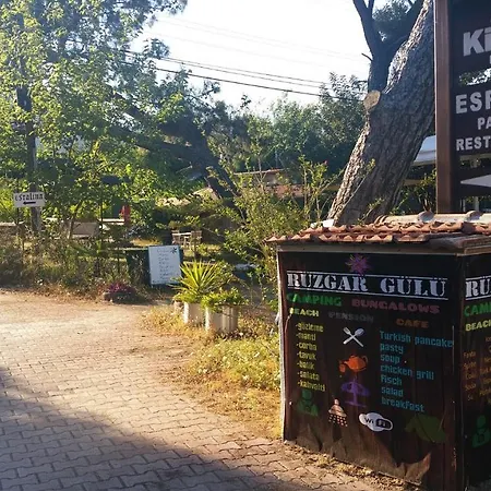 Quarto em Acomodações Particulares Ruzgar Gulu Bungalows Camping Kemer