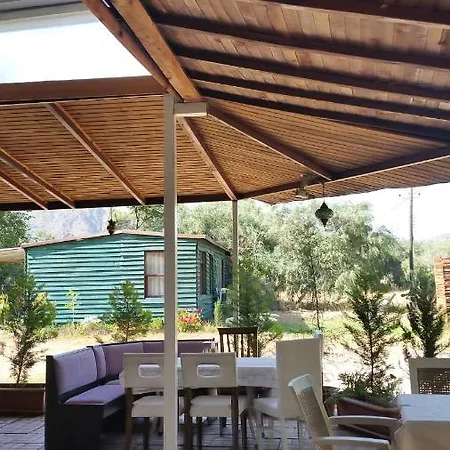 منزل للإقامة Ruzgar Gulu Bungalows Camping *